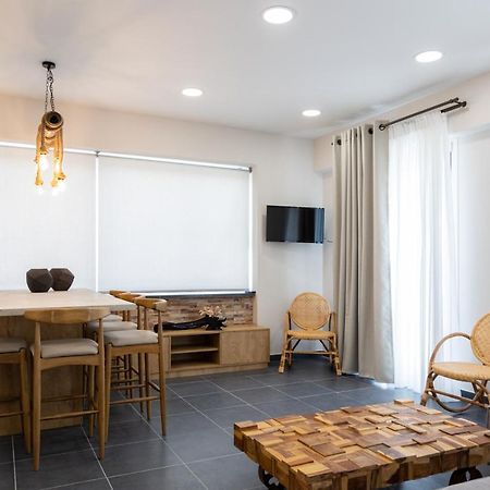 Konstantino'S Corfu Marina View Apartment Kontokali Bagian luar foto