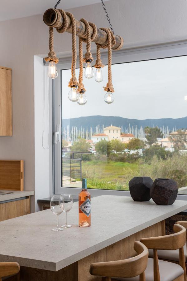 Konstantino'S Corfu Marina View Apartment Kontokali Bagian luar foto